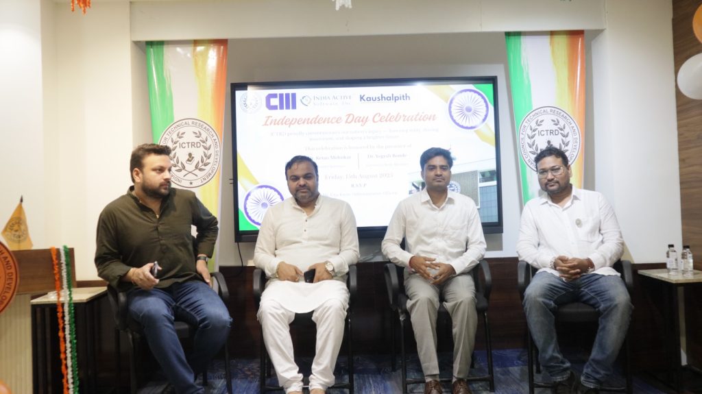 Niket Mohitkar, Dr. Ketan Mohitkar, Dr. Yogesh Bonde and Hemant Niwalkar at Independence Day celebration